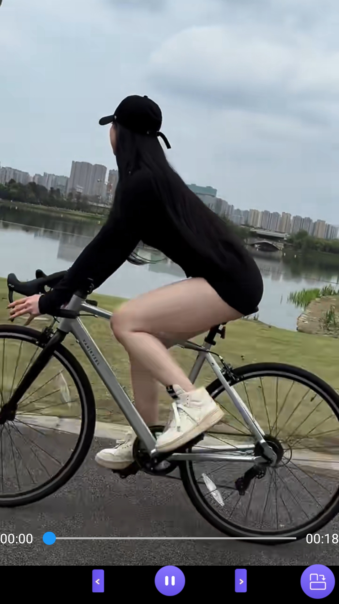 血柠檬女m截图